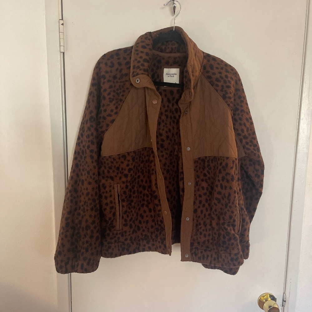 Abercrombie and Fitch xl leopard fleece jacket